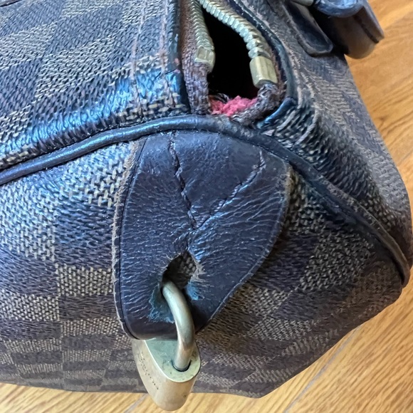Louis Vuitton Damier Ebene Speedy 30 - Picture 8 of 12
